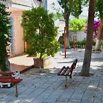 Gridi- Me Qera Апартаменты