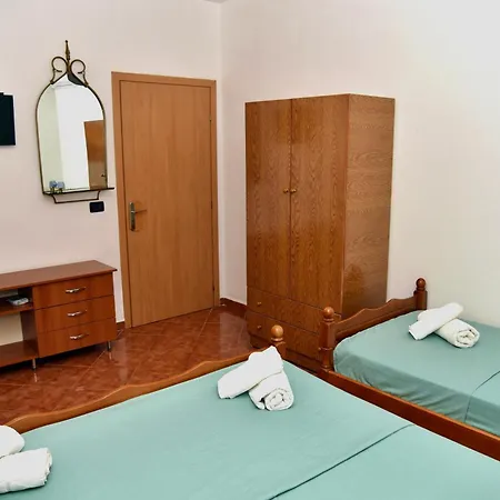 Gridi- Me Qera Apartment
