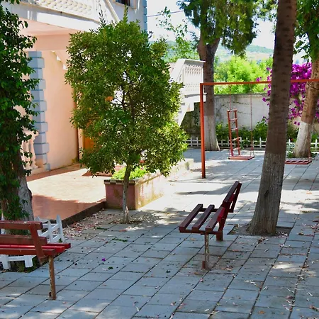 Gridi- Me Qera Apartment
